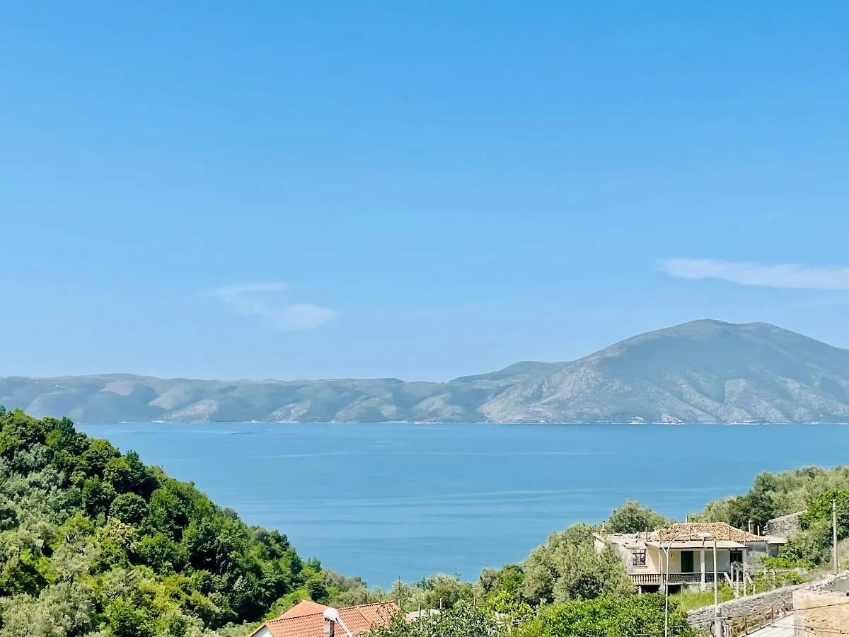 Villa Nel'son Vlorë 0*,  Albania